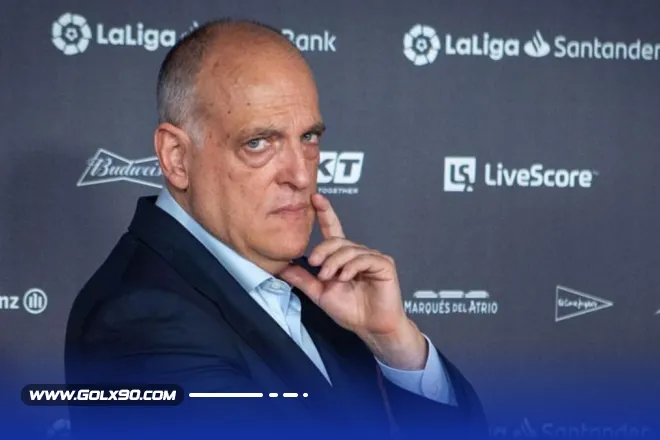 تيباس: “التوقيع مع خوان جارسيا شيء، وتسجيله شيء آخر”.